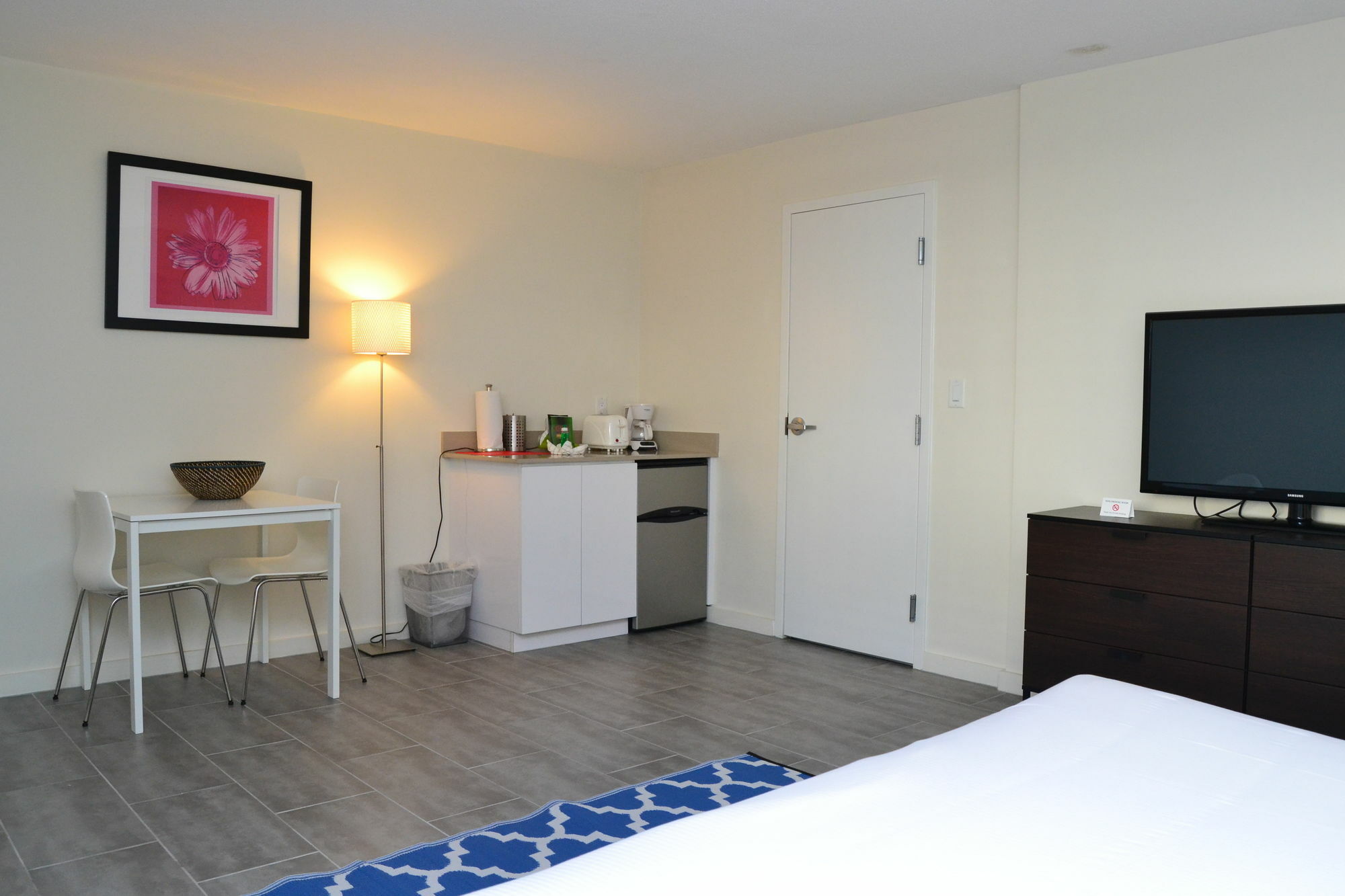 The Reef A North Village 3*
