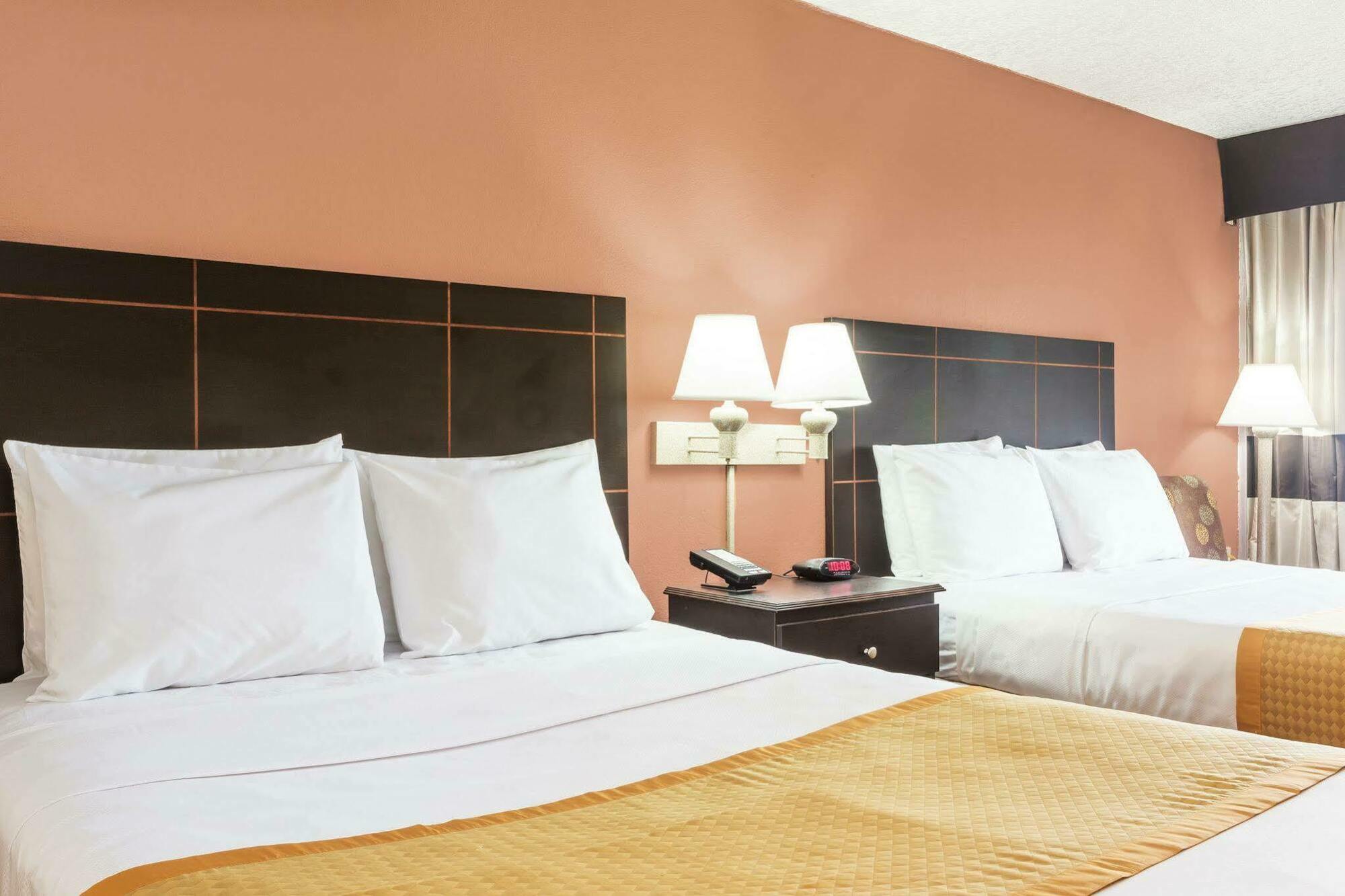 Hotel Days By Wyndham Lauderdale-oakland Park Airport N 2*