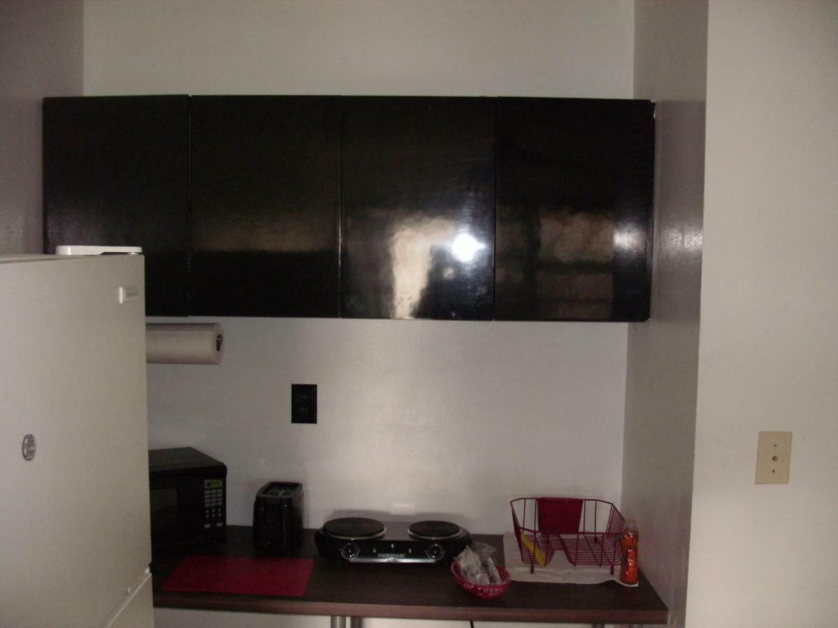 Newly Furnished Large Clean Quiet Private Unit