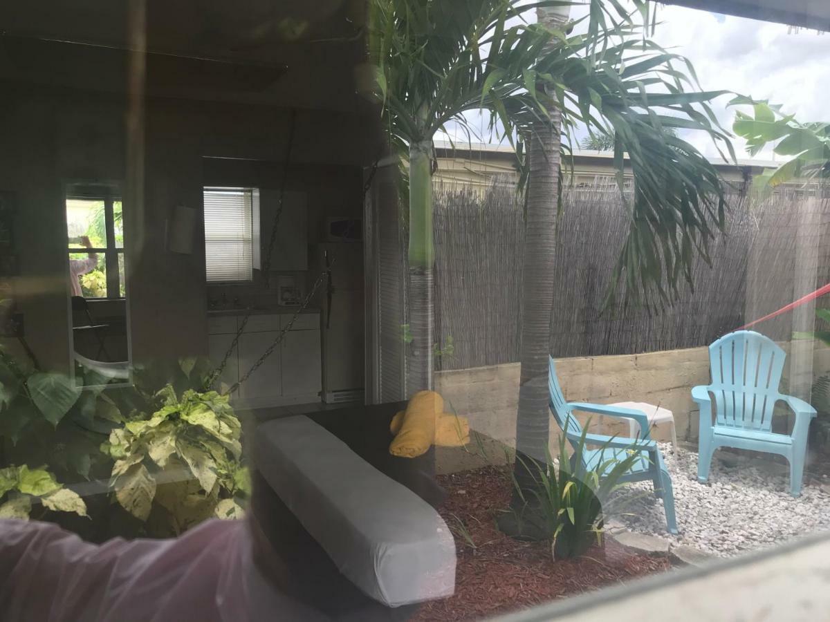 Leather Guest House-gay Male Only Fort Lauderdale