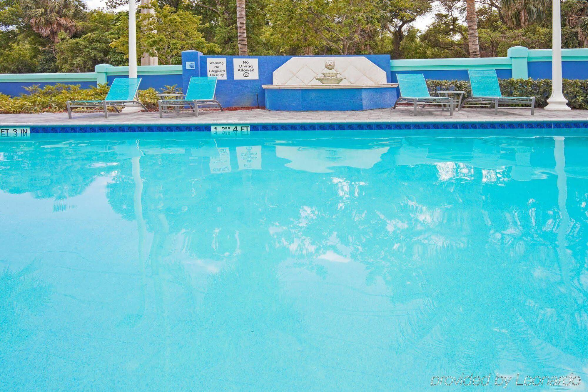 Hotel Express & Lauderdale Airport/cruise Port By Ihg Fort Lauderdale