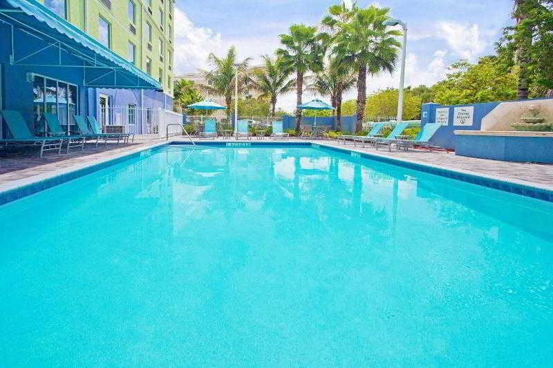 Express & Lauderdale Airport/cruise Port By Ihg Hotel Fort Lauderdale