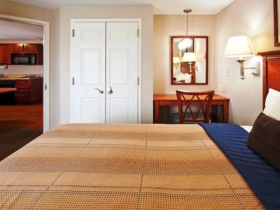 Candlewood Lauderdale Airport-cruise By Ihg Hotel