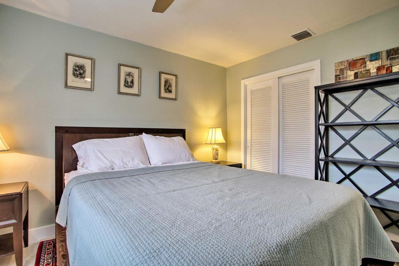 Modern Retreat 3 Miles From Lauderdale Beach! *