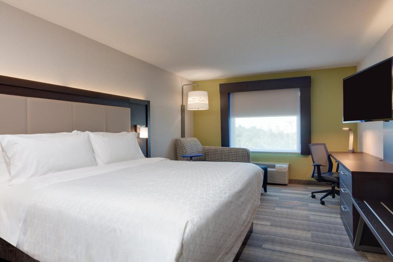 Express & Lauderdale Airport/cruise Port By Ihg
